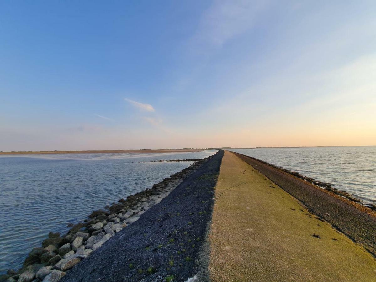 Wadsuper Vakantiewoning Paesens Moddergat Aan De Waddenzee Екстер'єр фото